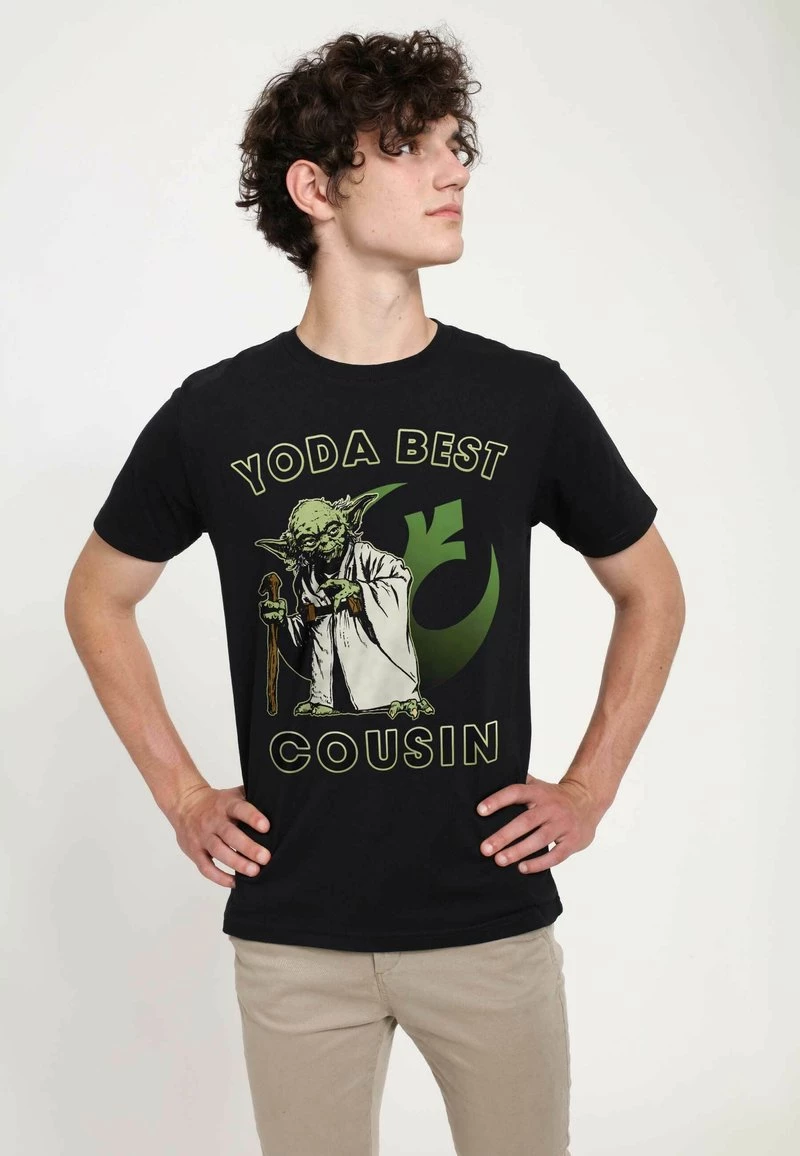 Henry Tiger Unisex STAR WARS YODA BEST COUSIN - T-Shirt Print - Black 3 Henry Tiger Unisex STAR WARS YODA BEST COUSIN - T-Shirt Print - Black – Bild 3