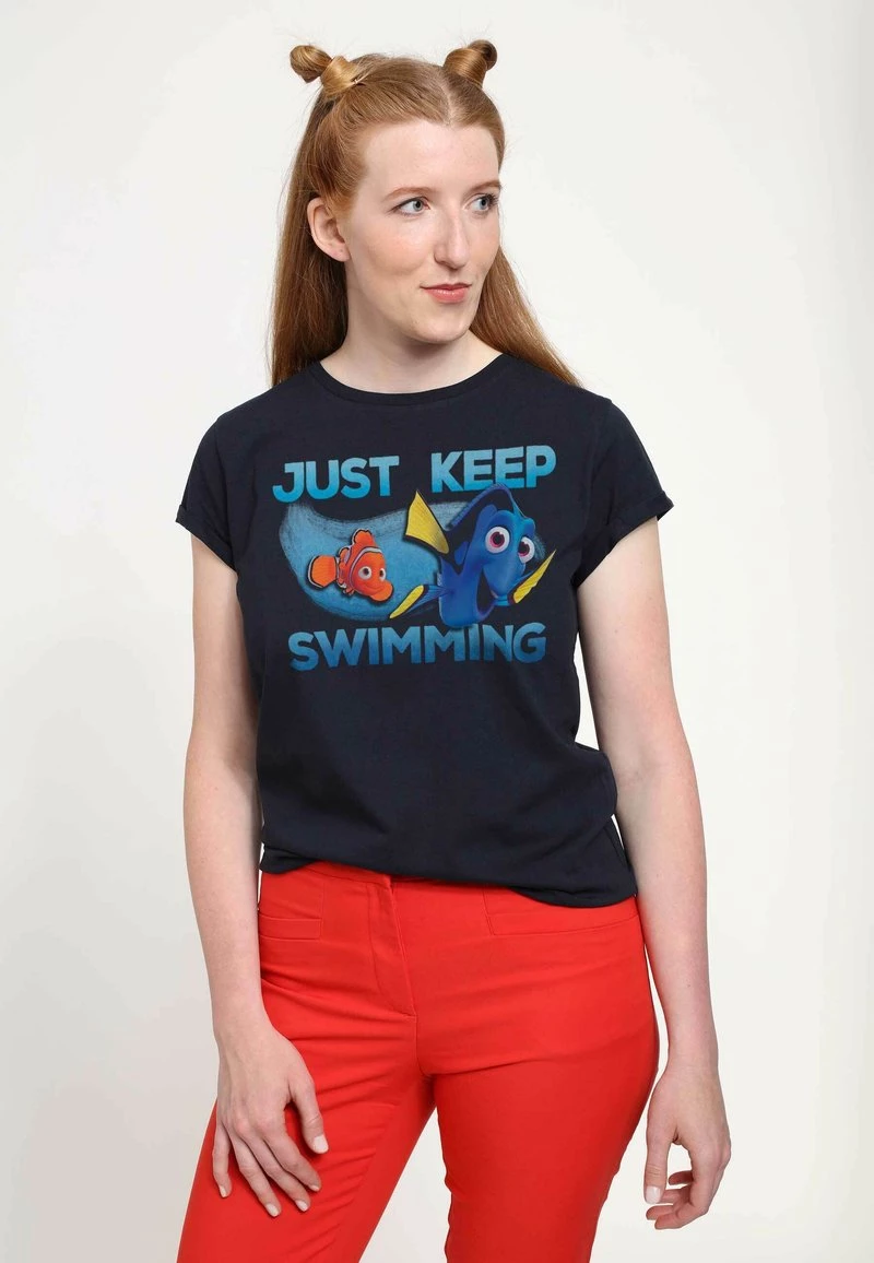 Henry Tiger Damen PIXAR JUST SWIMMING - T-Shirt Print - Navy Blue 3 Henry Tiger Damen PIXAR JUST SWIMMING - T-Shirt Print - Navy Blue – Bild 3